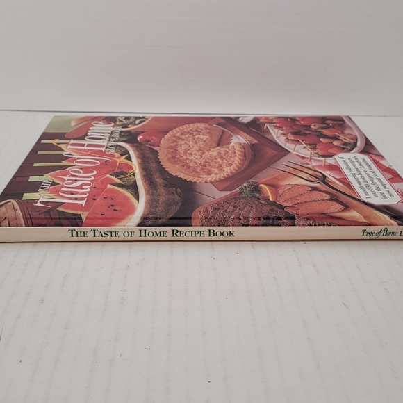 The Taste of Home Recipe Book - Picture 7 of 8